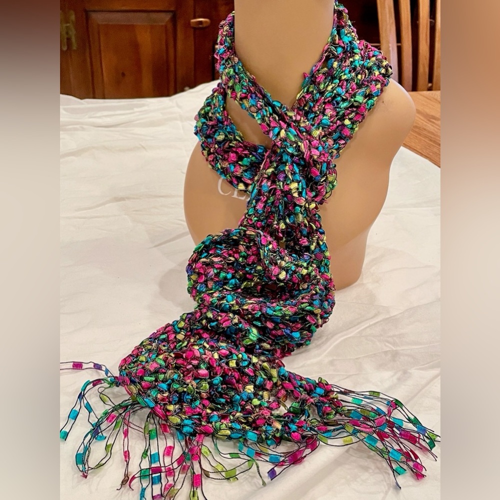 Handmade Italian Skinny Scarf 🧣 rainbow windowpane lightweight textured yarn